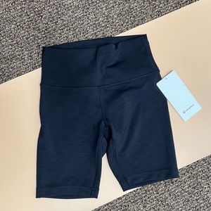 NWT Lululemon Wunder Under Train HR 8” Biker Short